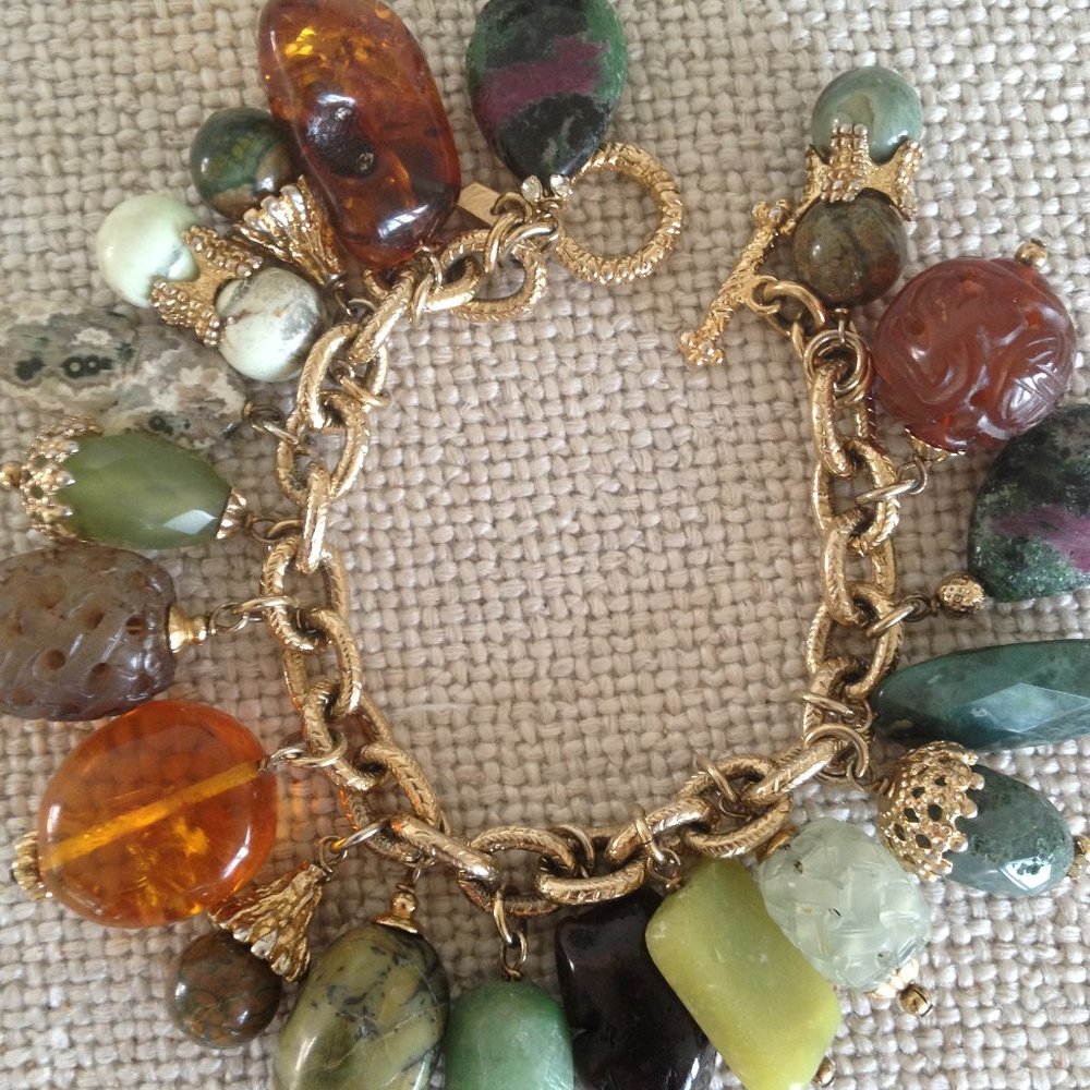 St. John 19 Stone Womans Bracelet.